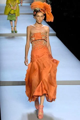 Look 28